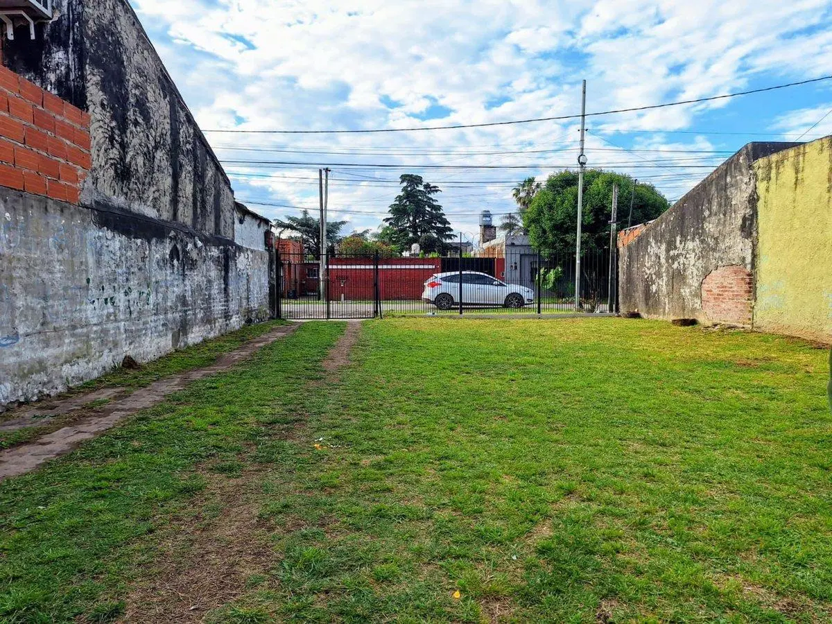 Lote en venta en José Clemente Paz 3