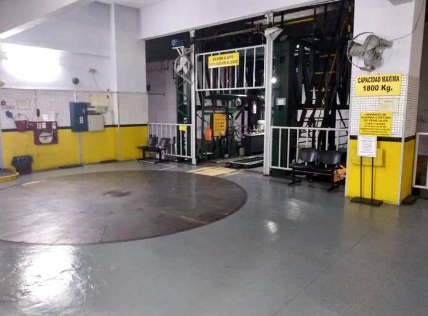 Cochera en Venta/Alquiler en Microcentro 5