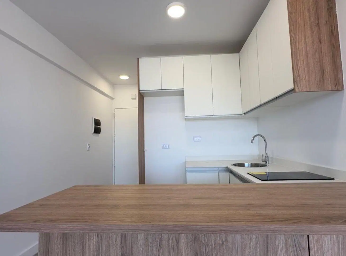 Alquiler Monoambiente  a estrenar en Coghlan 5