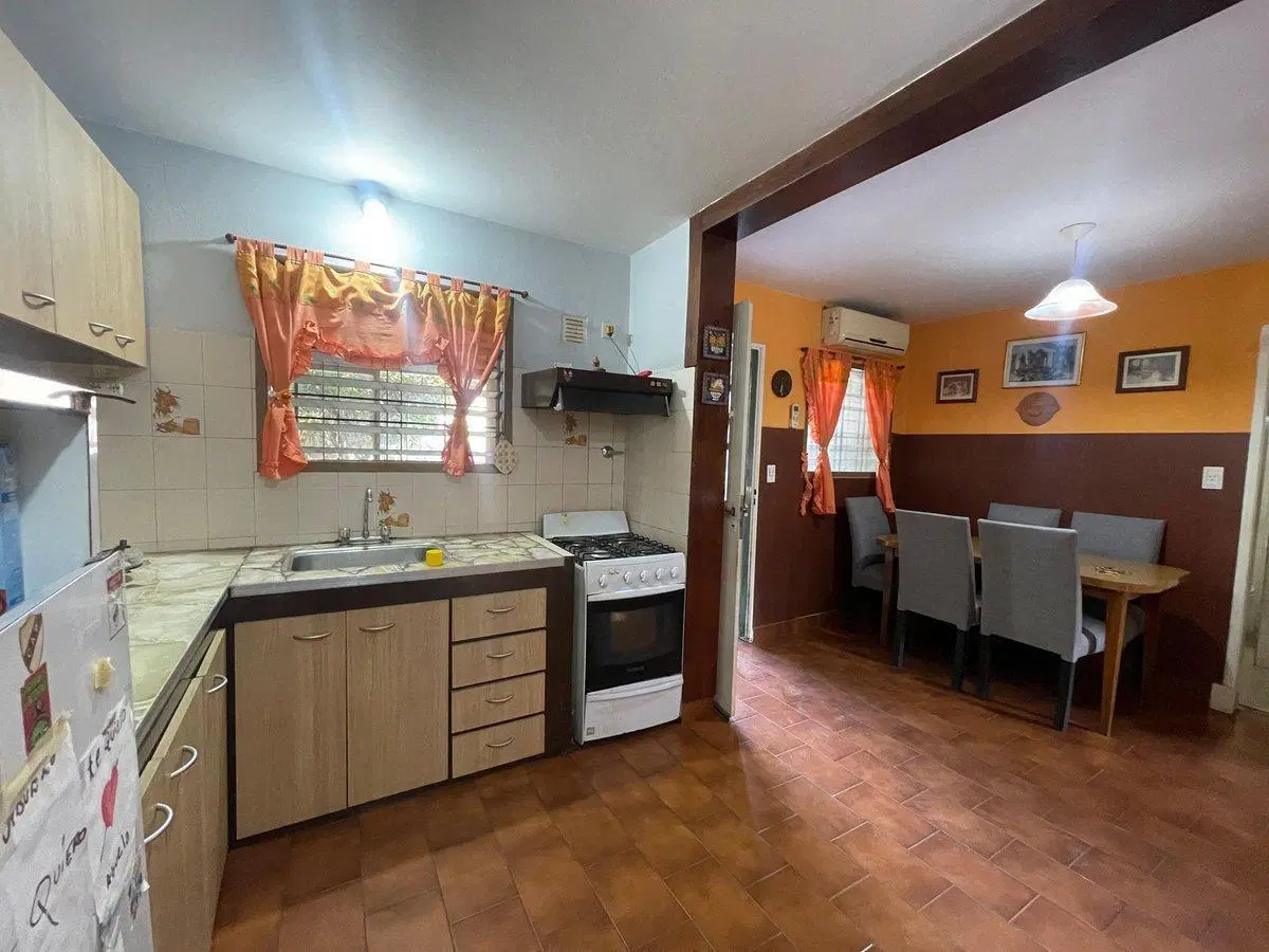 Oportunidad: venta de dos casas en un mismo lote 8