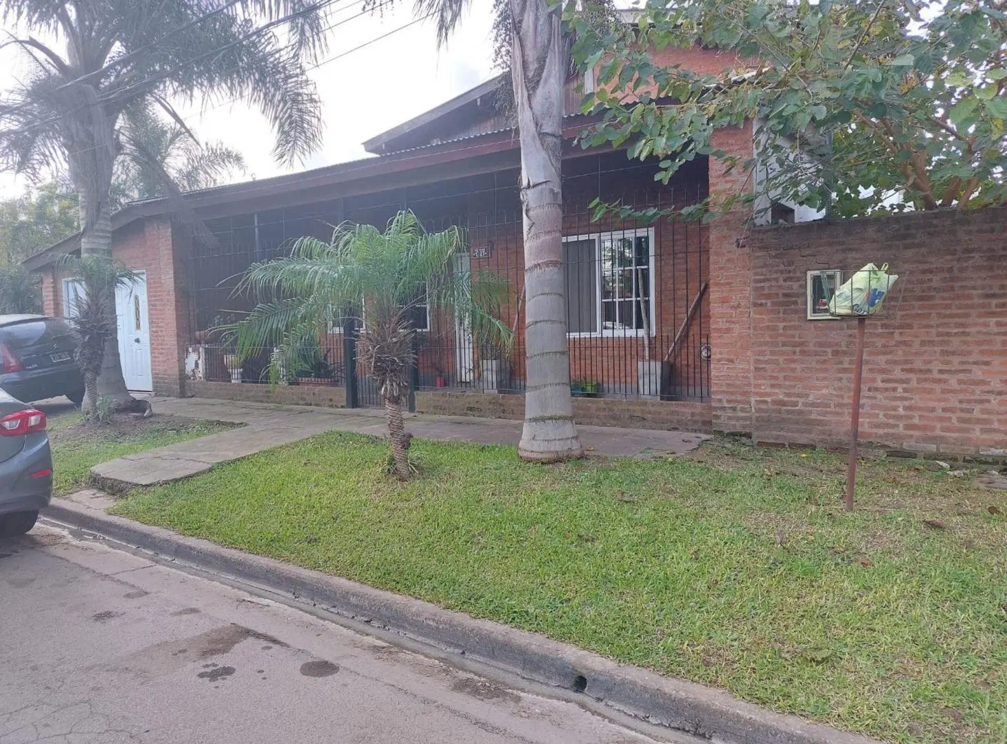 Venta de casa 4 ambientes en Escobar con garage 2