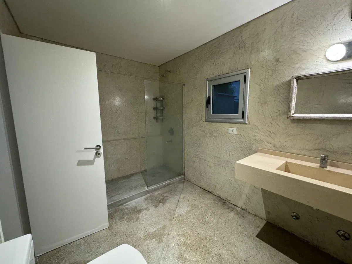 VENTA CASA DE DISEÑO BARRIO SAN MATIAS ESCOBAR 5
