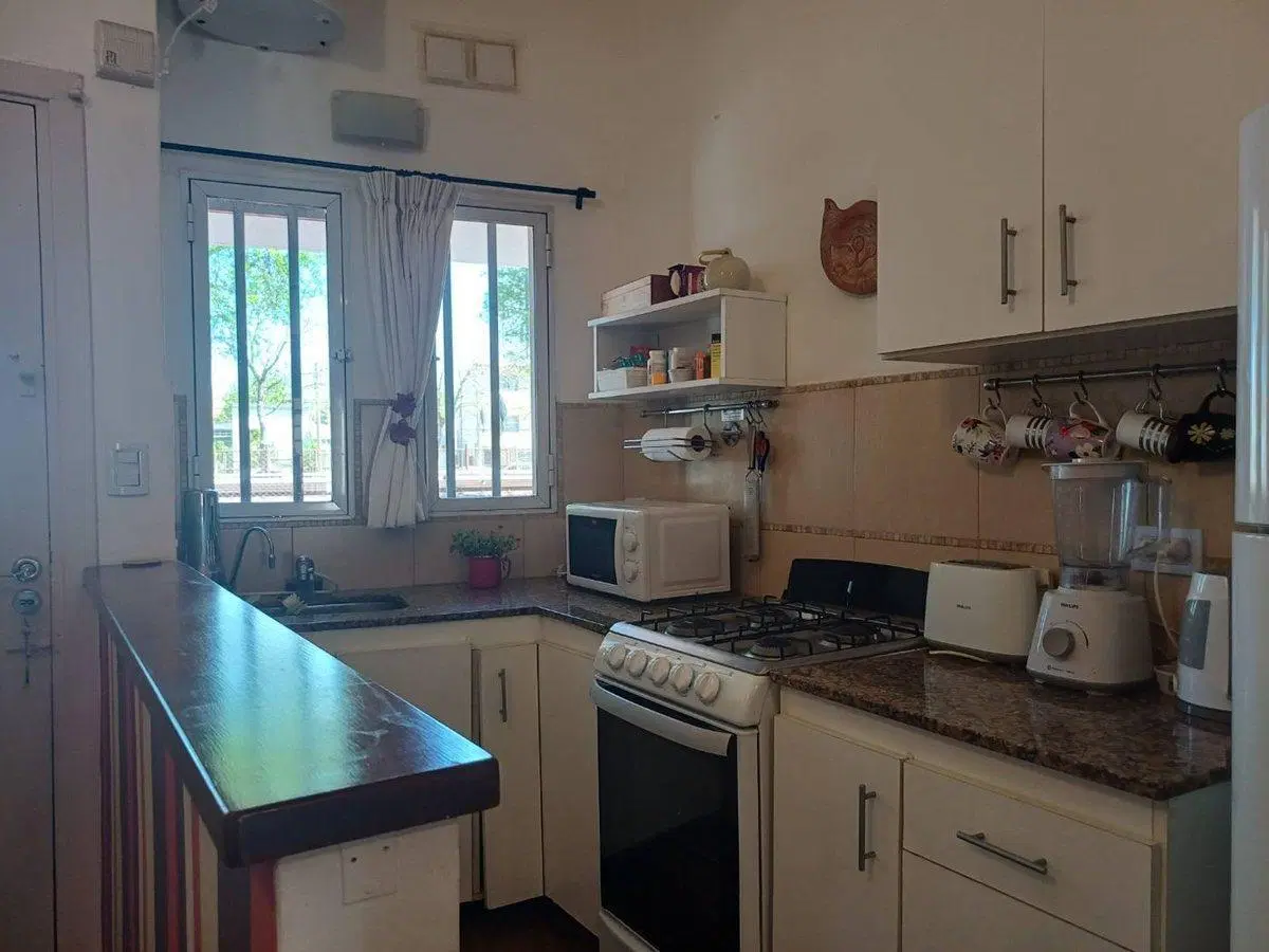 VENTA PH EN TIGRE CON PILETA/SIN EXPENSAS 4