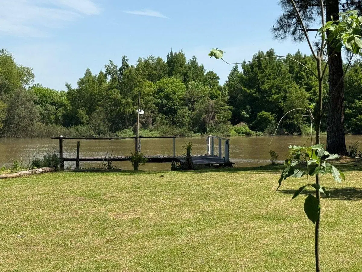VENTA CASA 4 AMBIENTES AL RIO EN ZARATE CAMPANA 3
