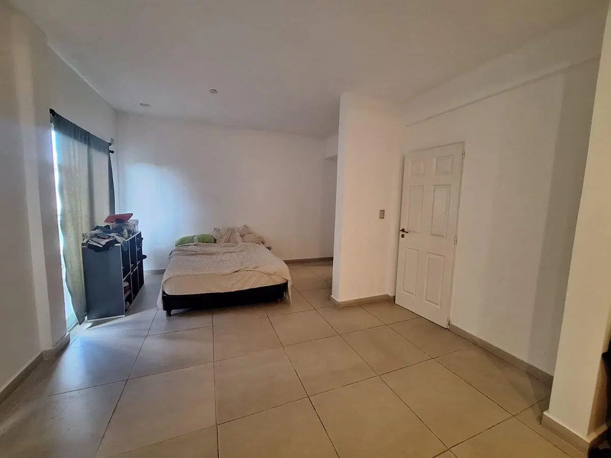 DEPARTAMENTO DE 2 AMBIENTES EN VENTA EN MORENO 8