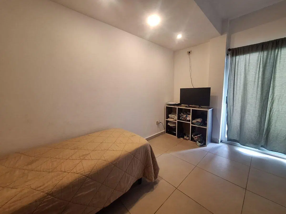 DEPARTAMENTO DE 2 AMBIENTES EN VENTA EN MORENO 5