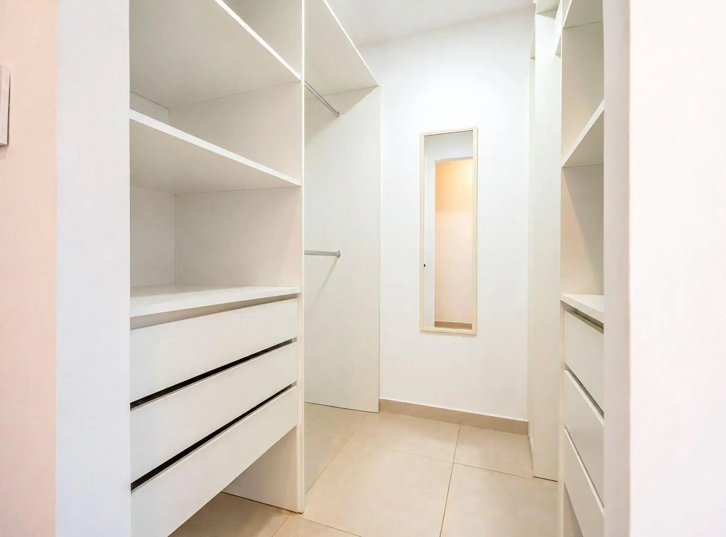 VENTA CASA 4 AMBIENTES LOTE CENTRAL PILAR DEL ESTE 5