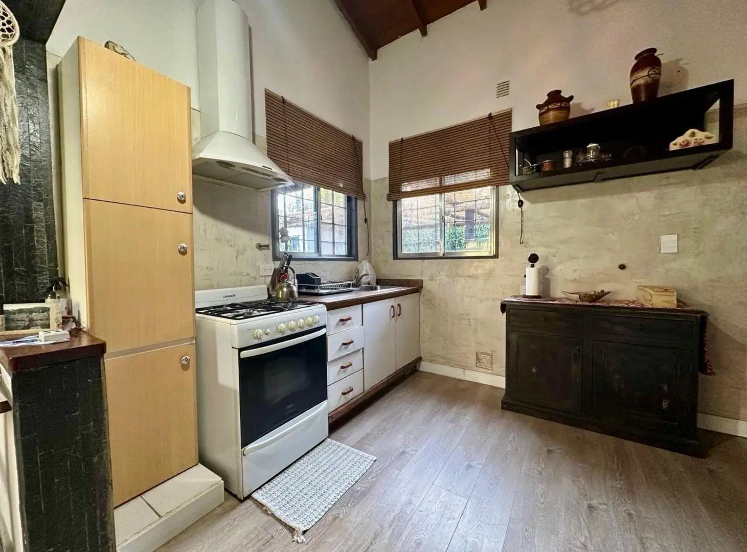 Casa en Venta  2 amb en el Barrio El Cazador 2