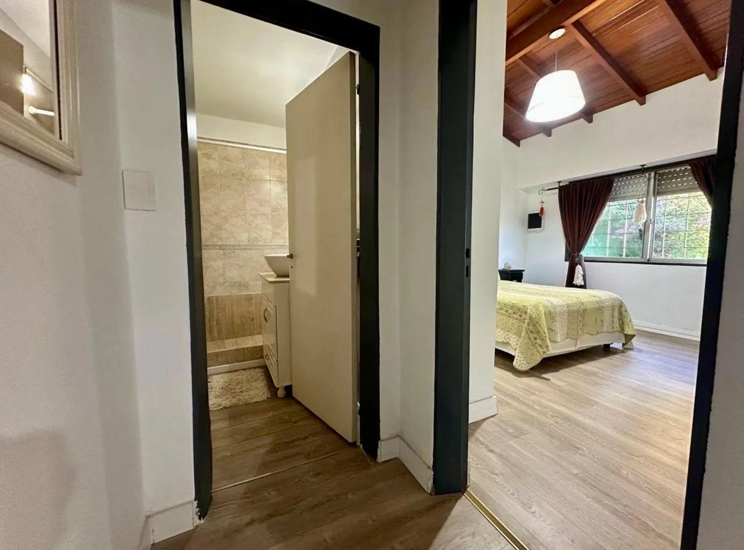 Casa en Venta  2 amb en el Barrio El Cazador 4