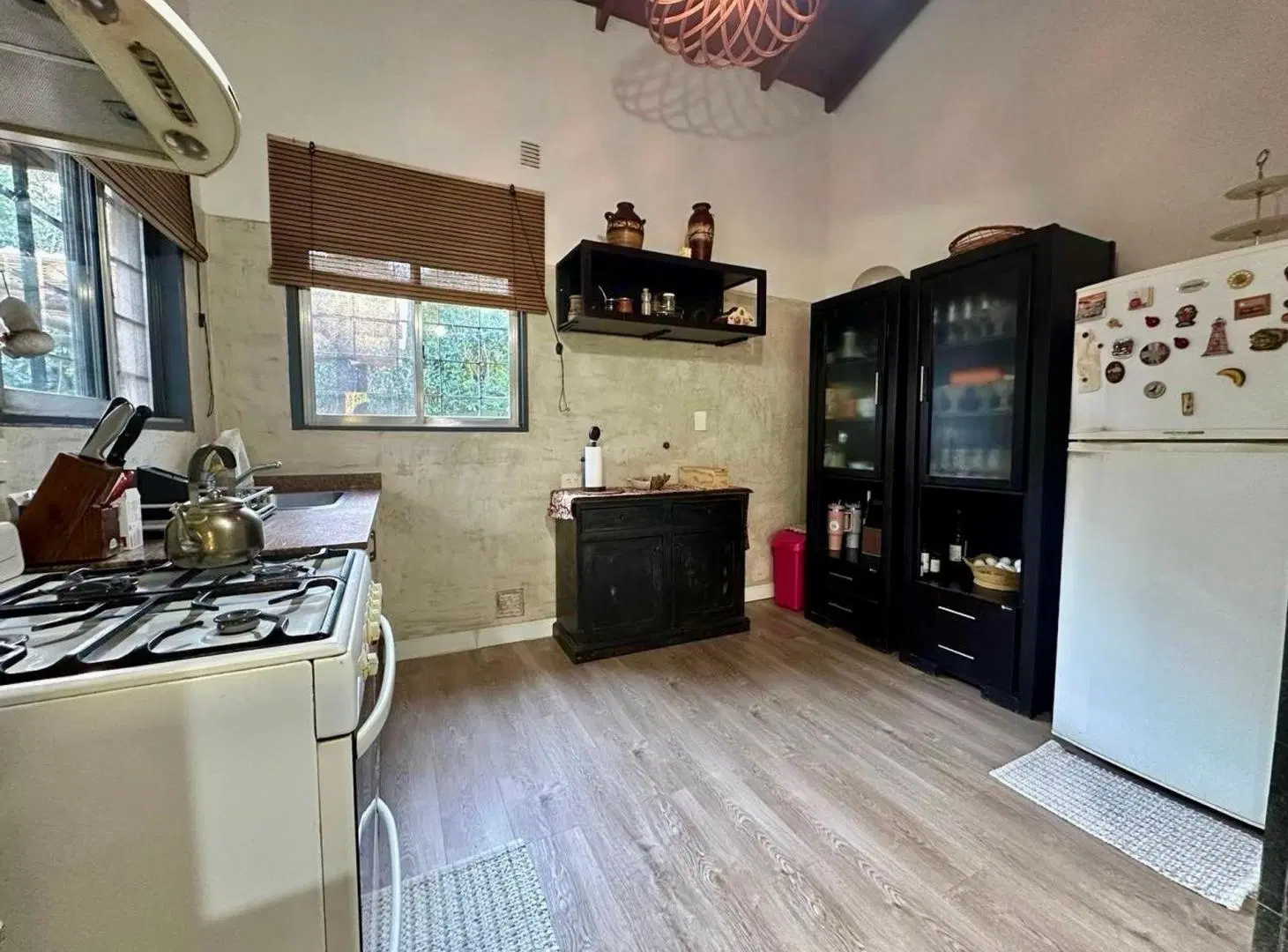 Casa en Venta  2 amb en el Barrio El Cazador 3