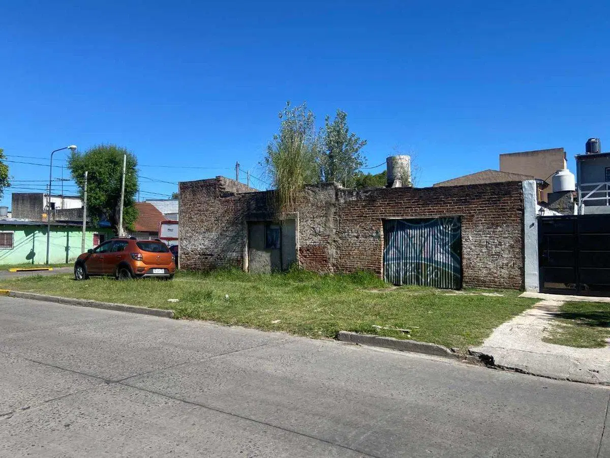 VENTA CASA 2 AMB MAS LOCAL A REFACCIONAR EN TIGRE 3