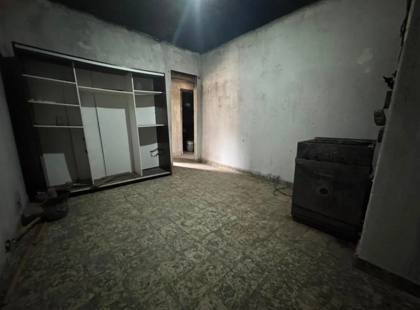 CASA EN VENTA EN MATHEU A REFACCIONAR 8