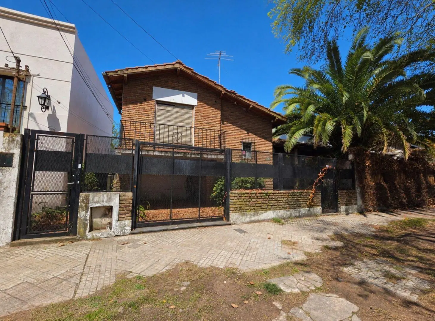 VENTA LOTE C/ CASA A REFACCIONAR TIGRE RESIDENCIAL 3