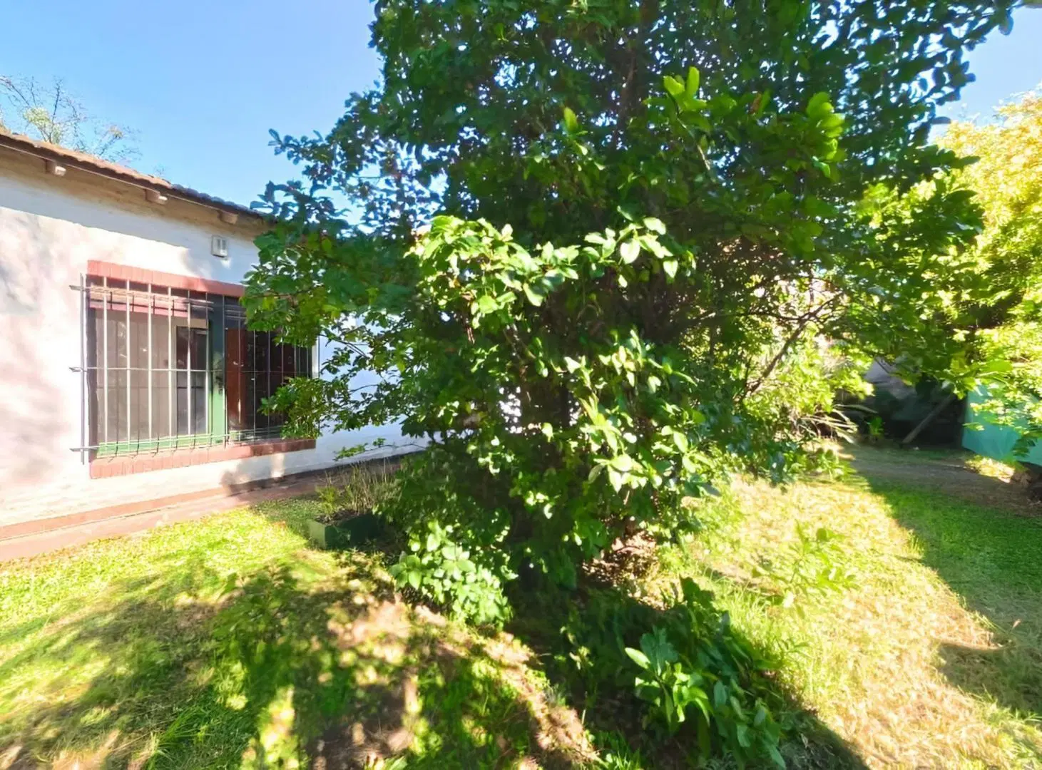 VENTA LOTE 550M2 ZONIFICACION UCA EN PILAR CENTRO 3