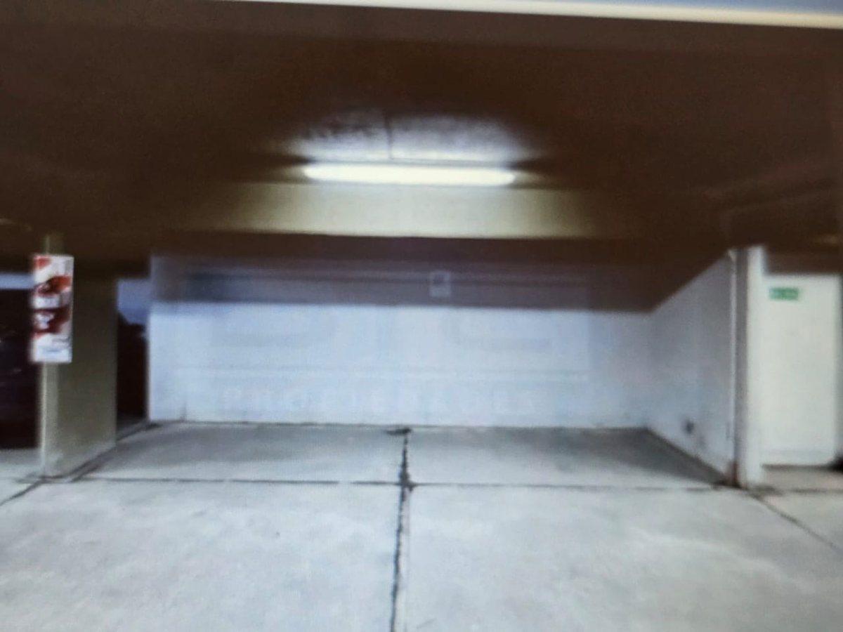 Foto de Venta cochera cubierta fija San Isidro, imagen 1