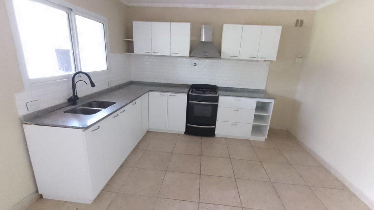 Foto de VENTA CASA 5 AMBIENTES PILETA SAN MARCO TIGRE, imagen 2
