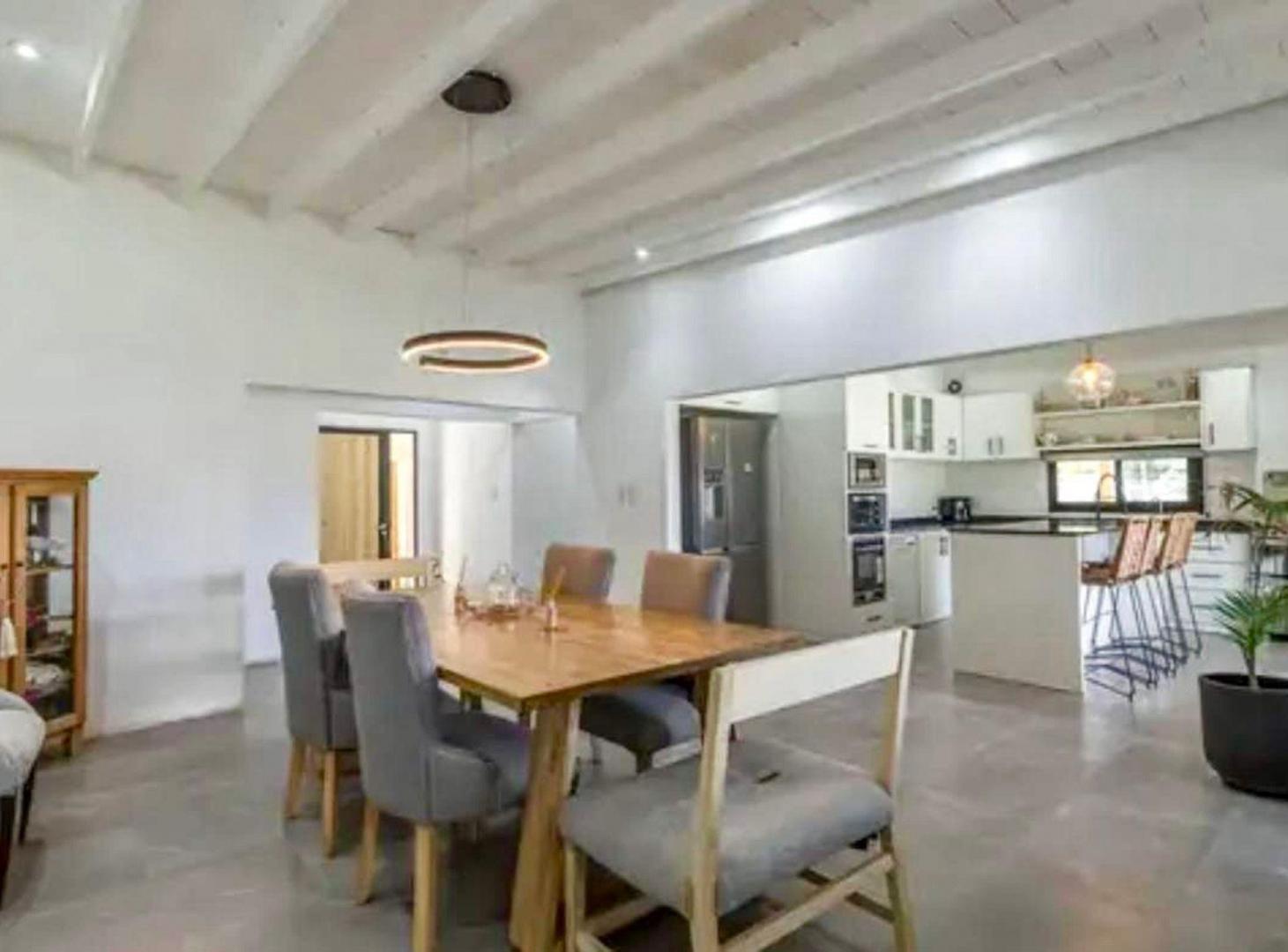 Foto de Casa en Venta 4 amb en Barrio San Jeronimo, imagen 2
