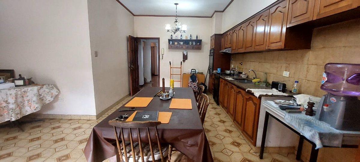 Foto de CASA EN VENTA DE 6 AMB EN SAN MARTIN B° SAN ANDRES, imagen 5