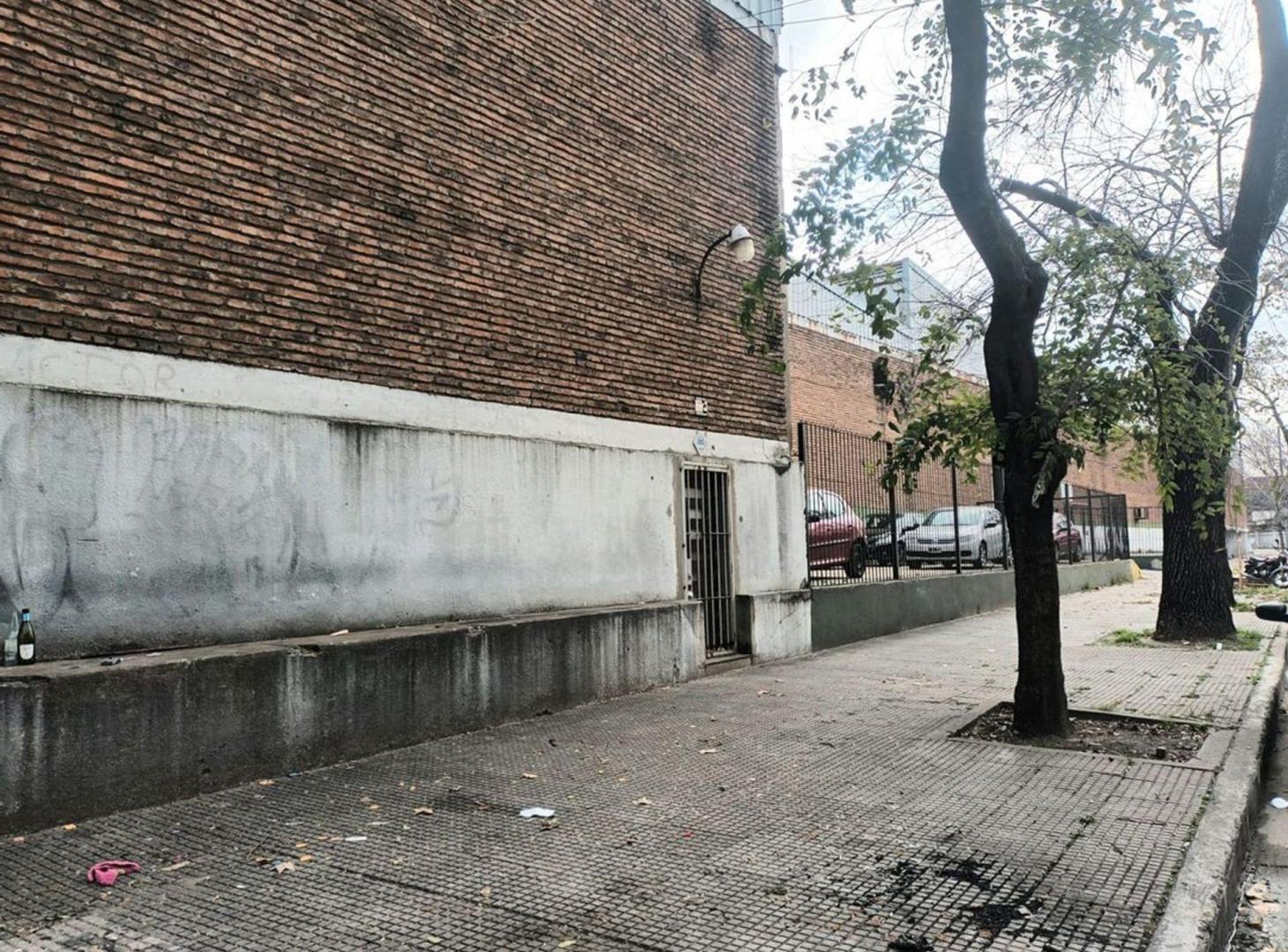 Foto de ALQUILER DEPOSITO GALPON C/ SEGURIDAD- BARRACAS, imagen 1