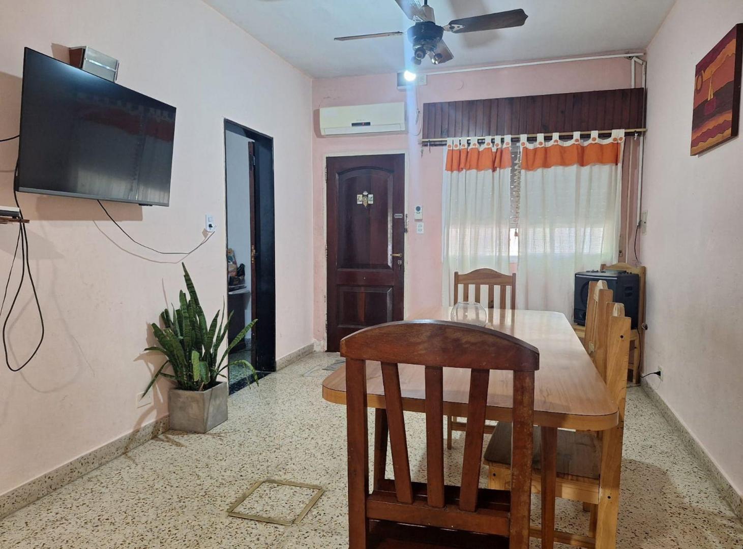 Foto de Casa y departamento en venta en José Clemente Paz, imagen 2