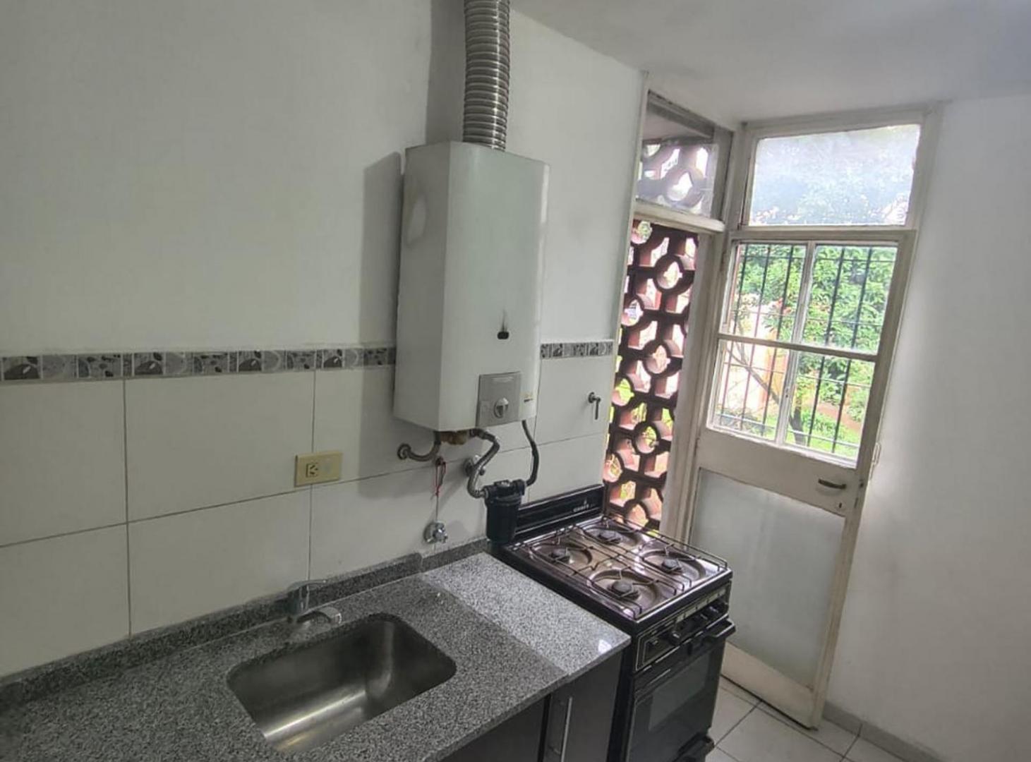 Foto de DPTO EN VENTA SAN JUSTO 3 AMBIENTES, imagen 1