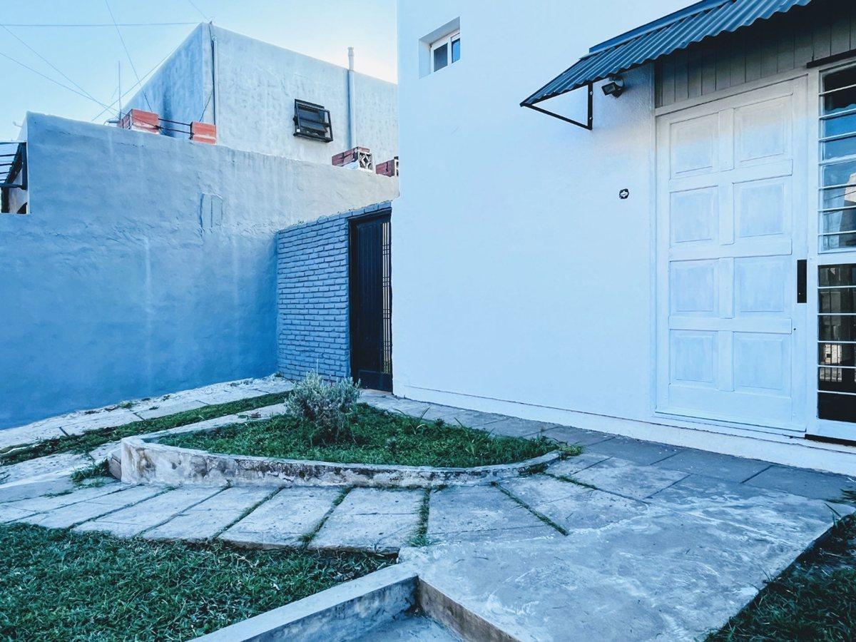Foto de VENTA CASA 4 AMB. PATIO EL TALAR APTA CRÉDITO, imagen 2