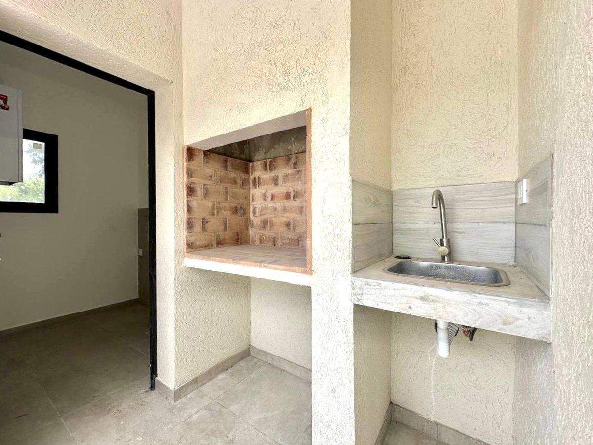 Foto de Casa en Venta 4 ambientes en Pilar del Este, imagen 1
