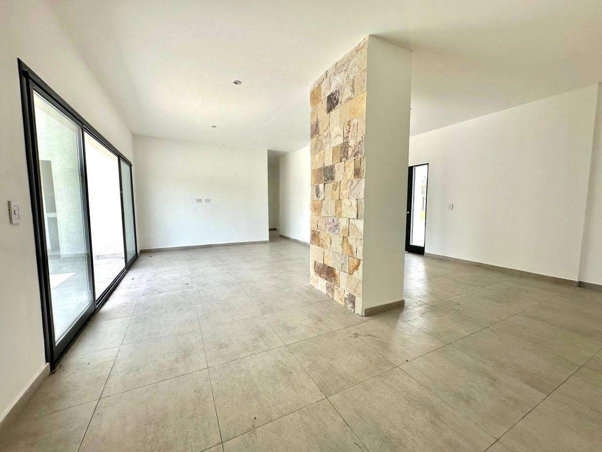 Foto de Casa en Venta 4 ambientes en Pilar del Este, imagen 2
