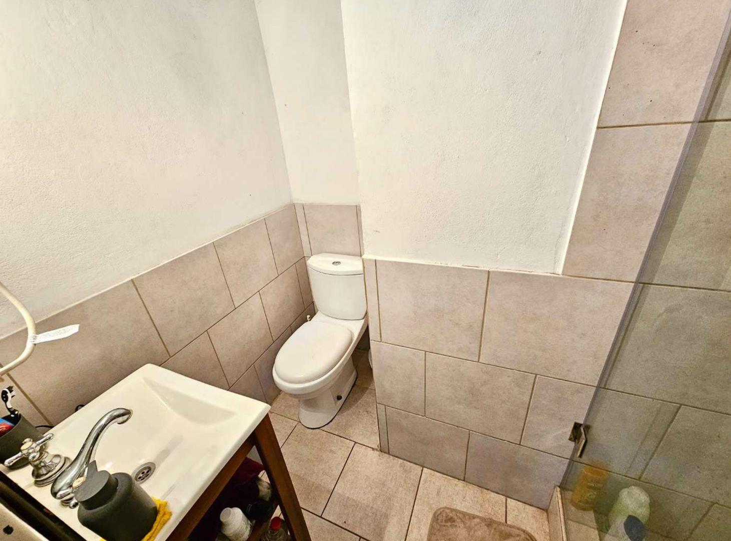 Foto de VENTA LOCAL COMERCIAL FLORIDA OESTE DOBLE PISO, imagen 4
