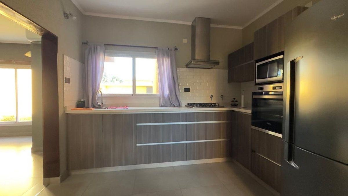 Foto de CASA EN VENTA PILAR CENTRO, imagen 3