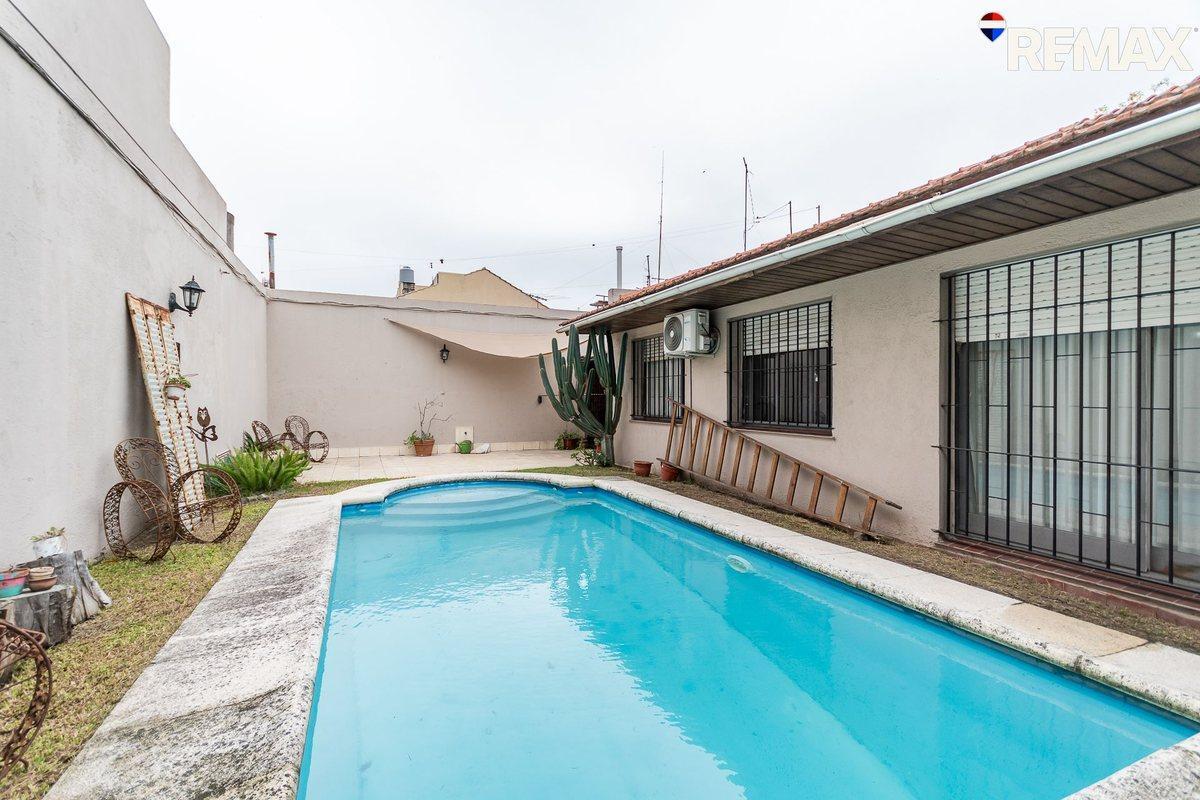 Foto de Casa 4amb con pileta y quincho Apto Credito, imagen 3