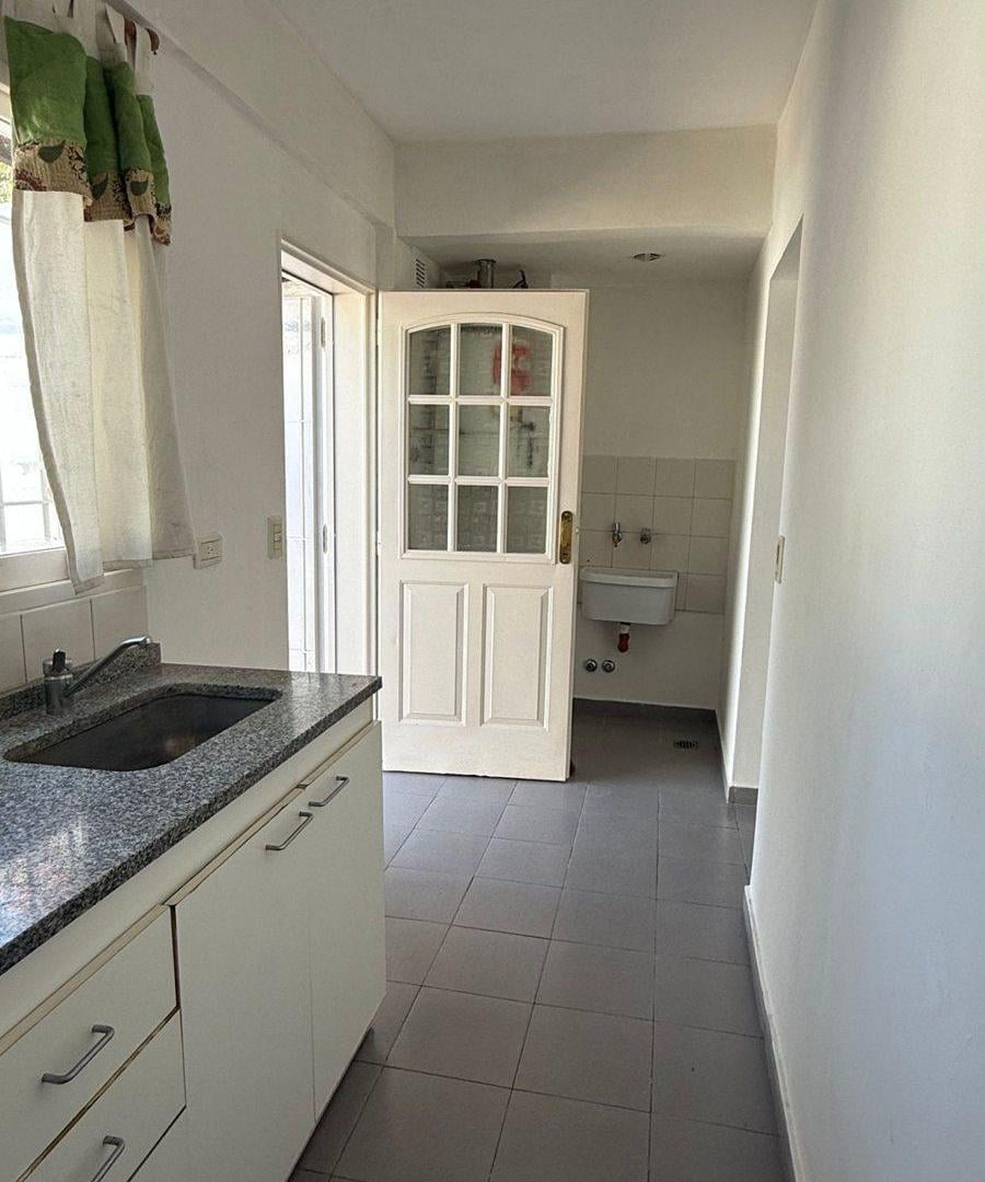 Foto de Venta duplex 3 amb con cochera en Pablo Nogues, imagen 3