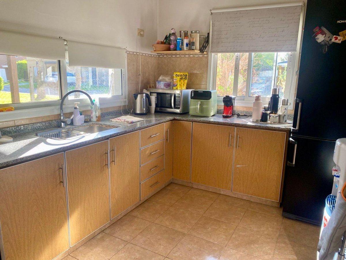 Foto de Casa en Venta 4 amb en Barrio Jardines de Escobar, imagen 3