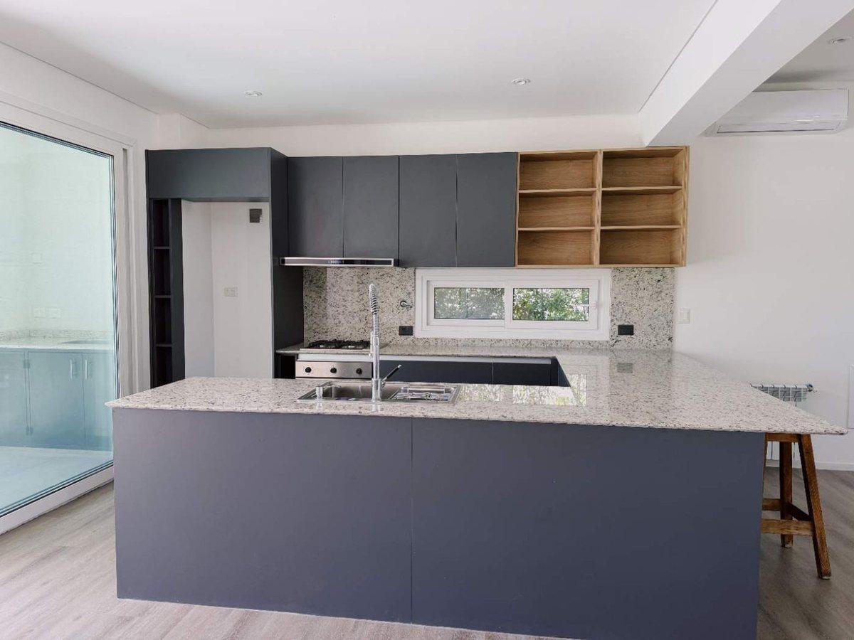 Foto de CASA EN VENTA 4 AMB. A ESTRENAR CON PILETA PACHECO, imagen 3