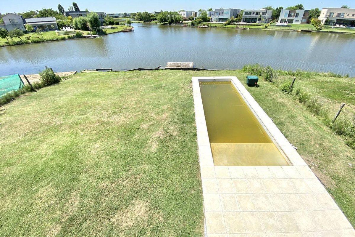 Foto de Venta Casa Estrenar Laguna y Pileta Cantón Islas, imagen 2