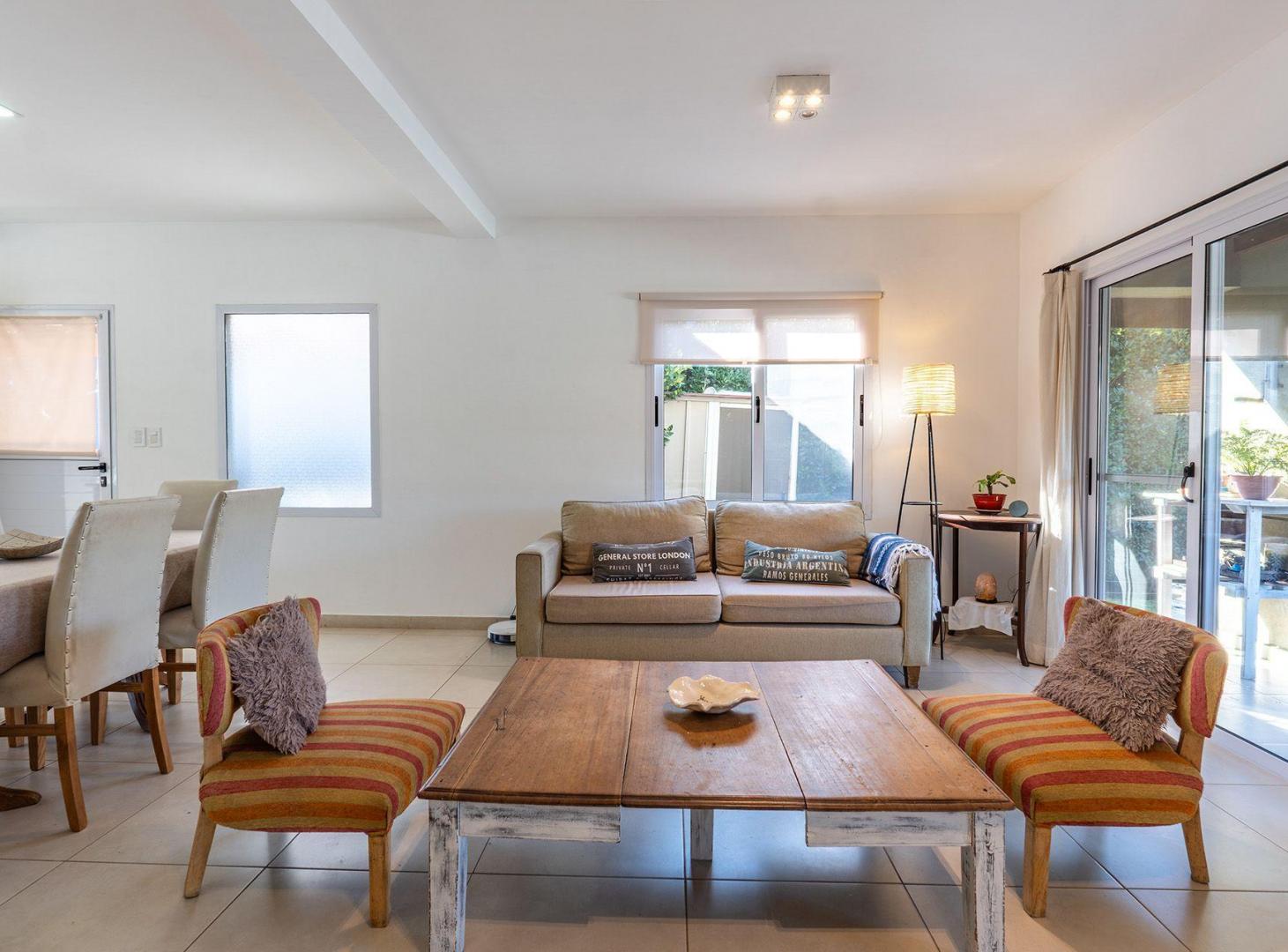 Foto de VENTA CASA 4 AMBIENTES LOTE CENTRAL PILAR DEL ESTE, imagen 5