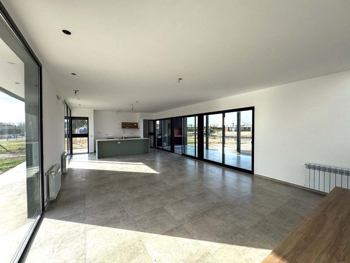 Foto de Casa Venta a la laguna a estrenar, San Sebastian, imagen 5