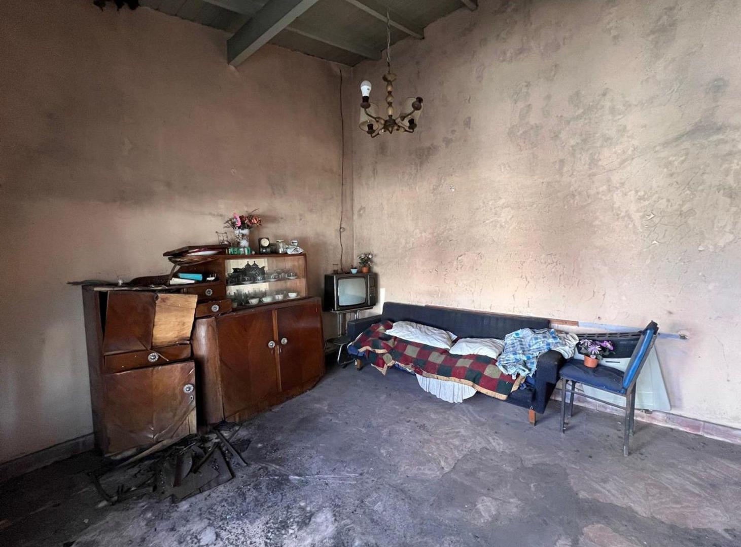 Foto de VENTA CASA 3 AMBIENTES - ISIDRO CASANOVA, imagen 2
