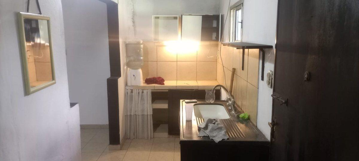 Foto de VENTA CASA 2 AMBIENTES EN MATHEU ESCOBAR, imagen 4