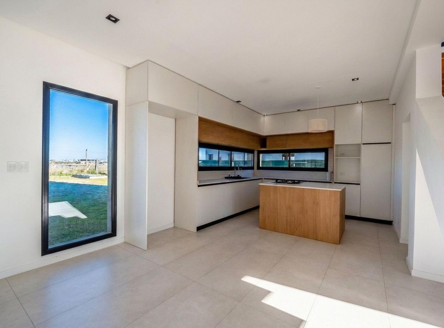 Foto de Casa en Venta 5 amb en Ares 1, San Sebastian, imagen 5