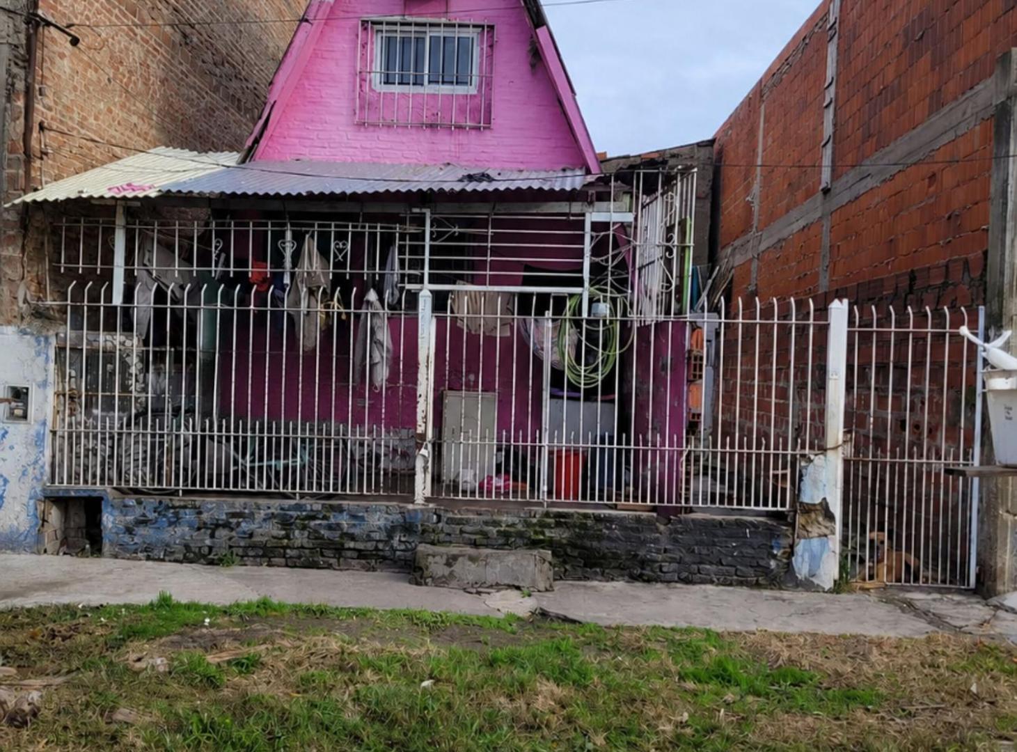 Foto de CASA EN VENTA MULTIFAMILIAR A REFACCIONAR EN TIGRE, imagen 2