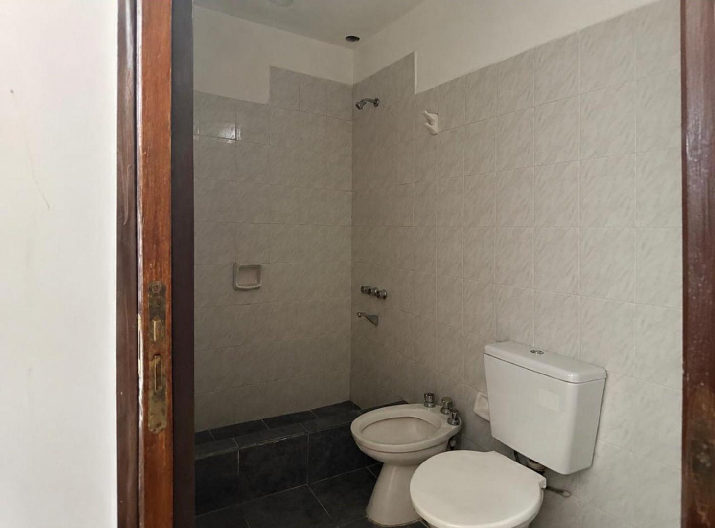 Foto de ALQUILER PH 3 AMB VICTORIA SIN EXPENSAS ZONA NORTE, imagen 2