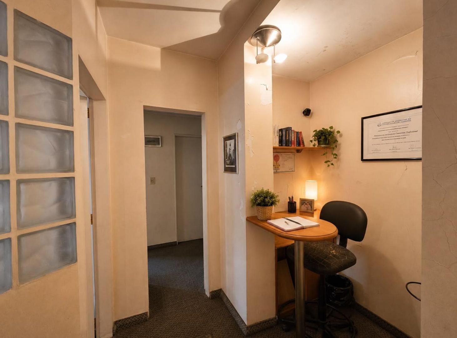 Foto de VENTA DEPARTAMENTO 6 AMBIENTES RECOLETA BAULERA, imagen 3