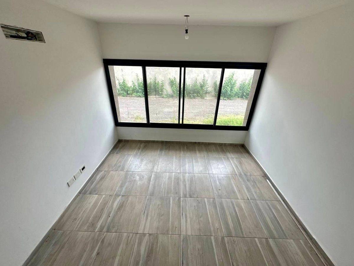 Foto de Duplex mas proyecto en Venta Del Viso, imagen 3