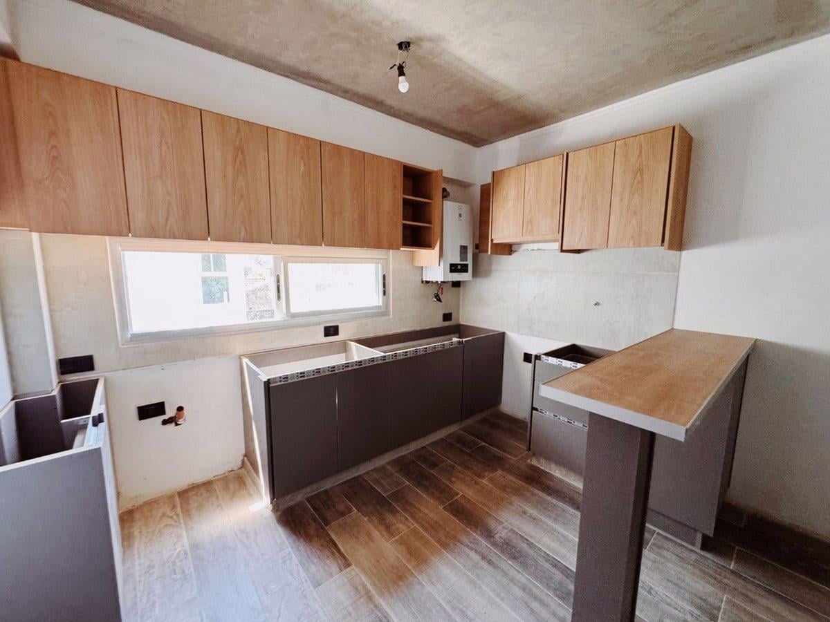 Foto de VENTA 3 ambientes DUPLEX Coghlan Balcon TERRAZA, imagen 5