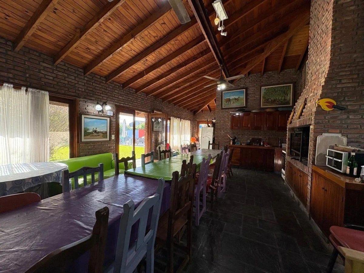 Foto de Venta Casa 6 Ambientes en Campana Apto Crédito, imagen 1