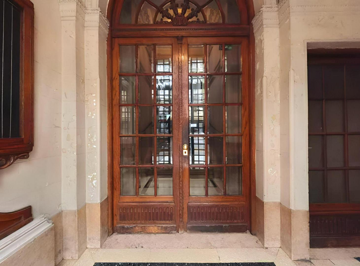 Foto de Venta 5 ambientes de categoría edificio histórico, imagen 3