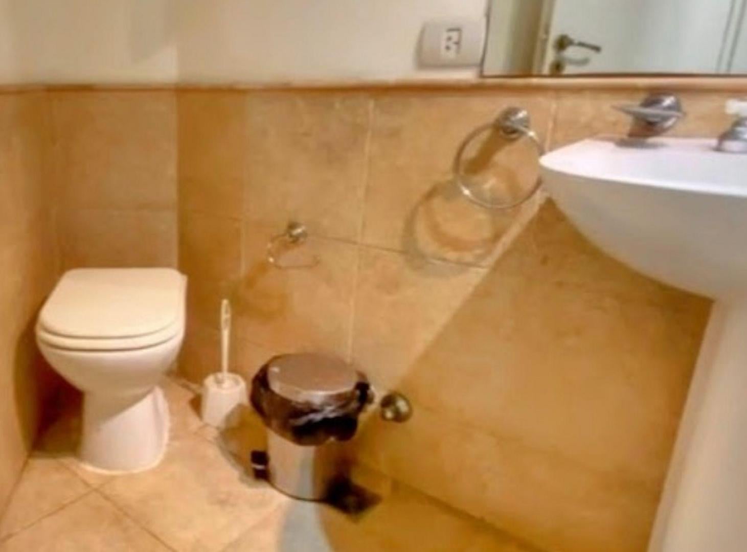 Foto de VENTA DUPLEX 2 AMBIENTES ESCOBAR APTO CREDITO, imagen 2