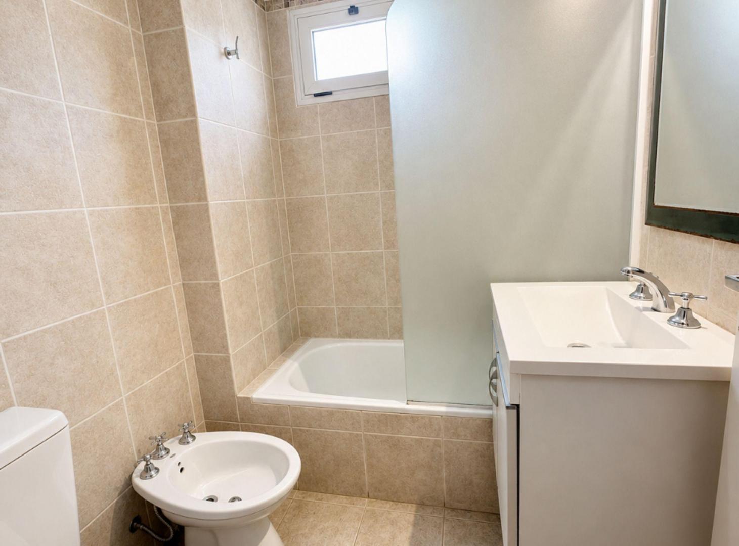 Foto de DPTO 2 AMB EN VENTA EN SAN FERNANDO C/ COCHERA, imagen 5