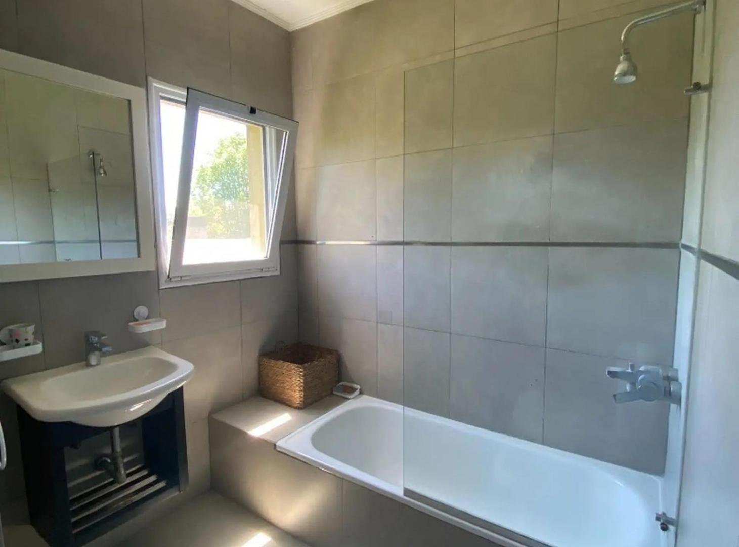 Foto de VENTA DEPTO CASA APTO CREDITO HURLINGHAM PERMUTA, imagen 4
